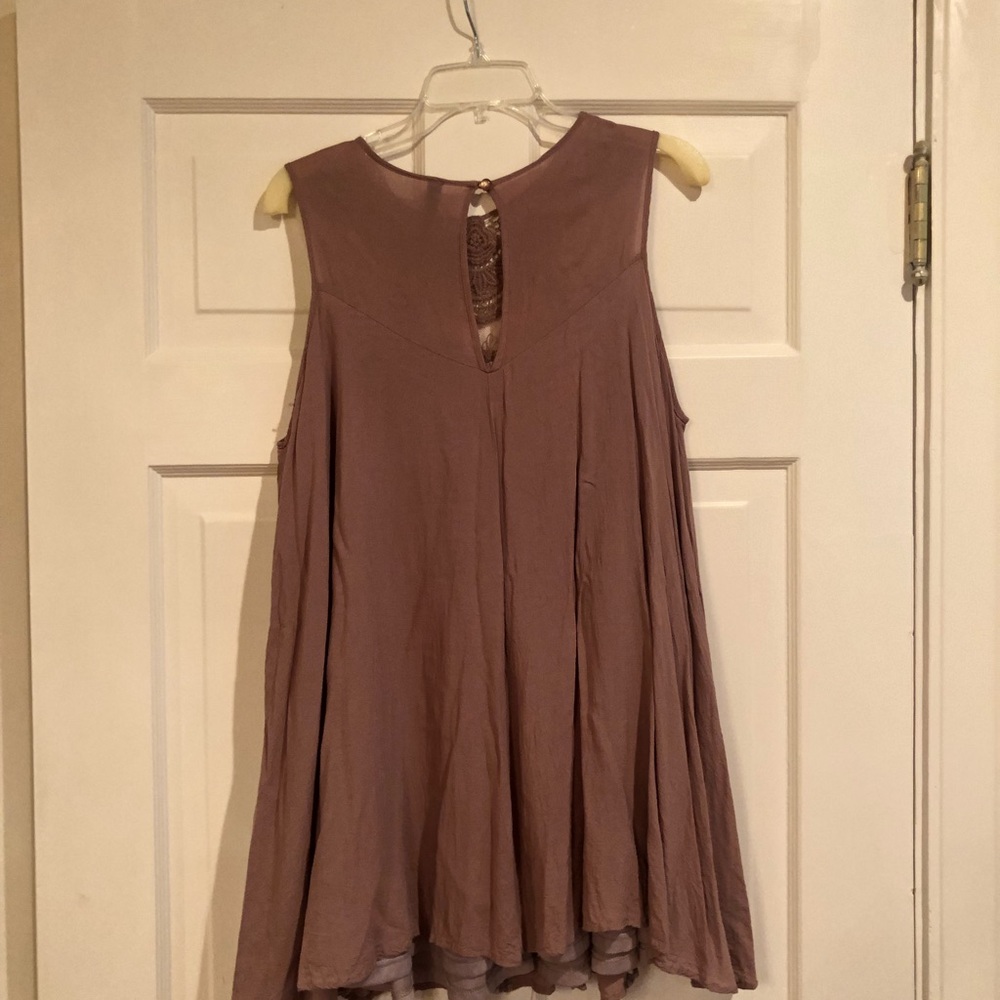 Dress - Picture 3 of 4